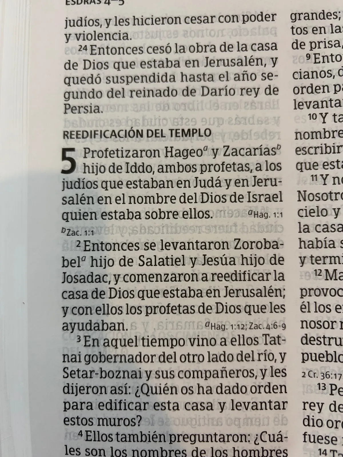 Biblia bordada Letra Súper Gigante s